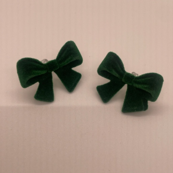 ❤️ FREE Bow Velvet Tie Chic Girly Artsy Glam Trendy Modern Minimalist Earrings - Picture 3 of 6